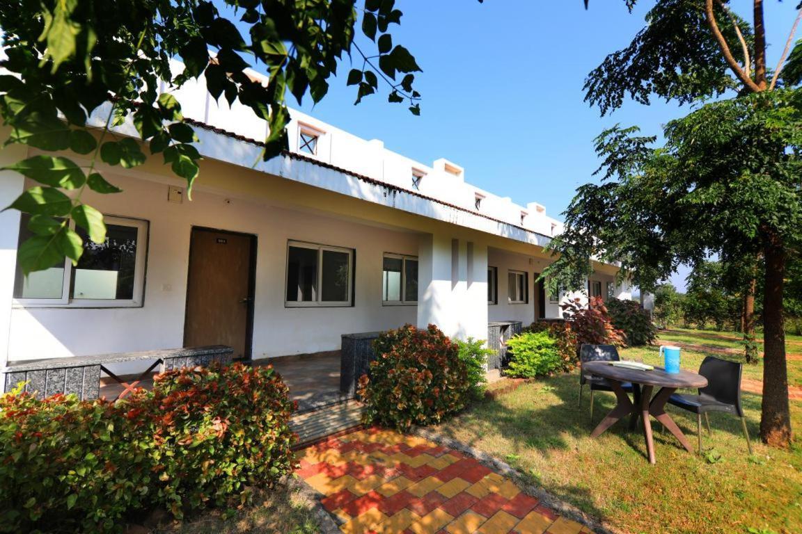 Nisarg Resort Jabalpur Exterior photo
