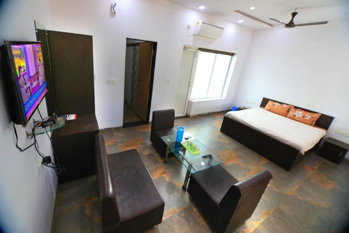 Nisarg Resort Jabalpur Exterior photo